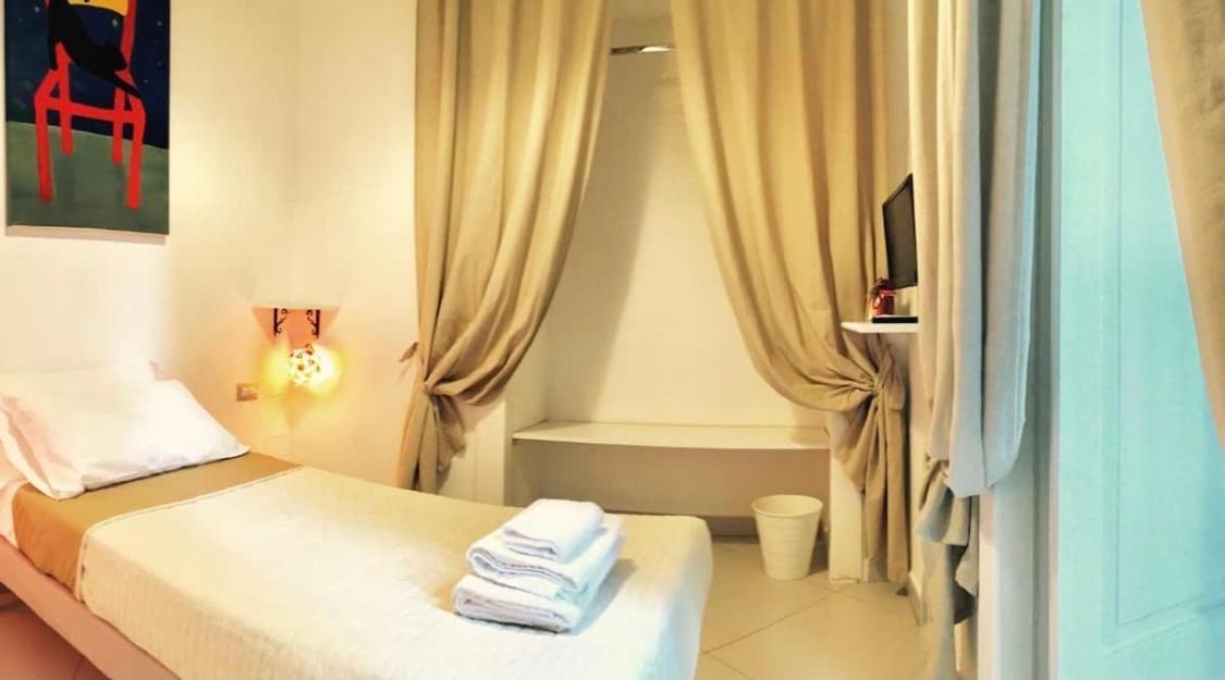 نابولي B&B Arte E Musei المظهر الخارجي الصورة